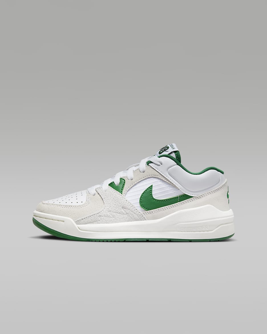 Nike clover shoes store